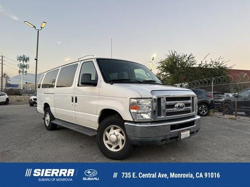 2014 Ford E350 Super Duty XLT