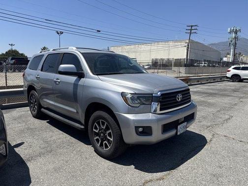 Silver Sky Metallic 2019 Toyota Sequoia SR5