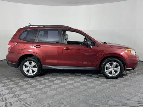 2015 Subaru Forester 2.5i