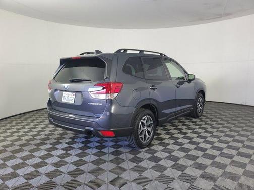 Magnetite Gray Metallic 2023 Subaru Forester Premium