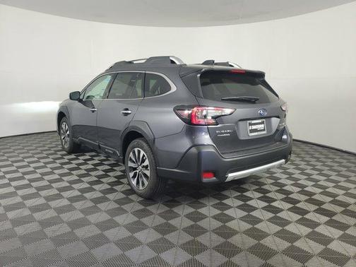 2025 Subaru Outback Touring