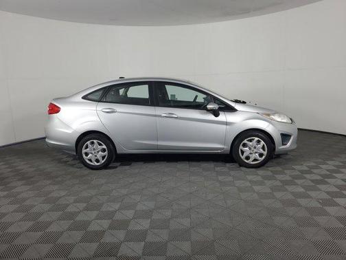 2013 Ford Fiesta SE