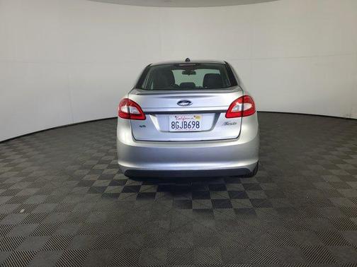 2013 Ford Fiesta SE