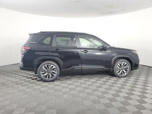 2025 Subaru Forester Hybrid Touring