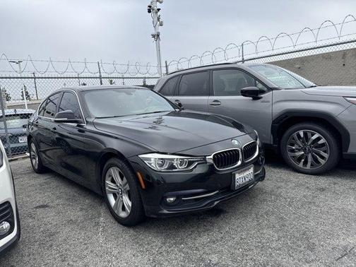 2018 BMW 330 i
