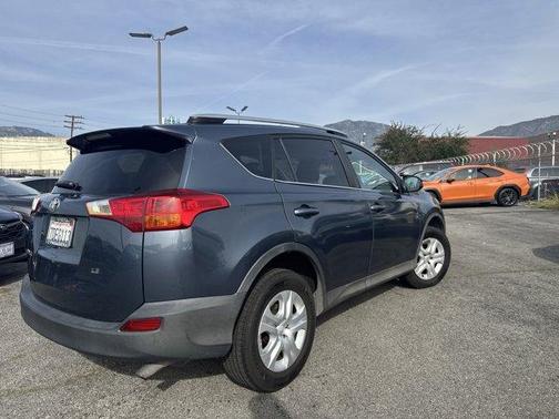 2013 Toyota RAV4 LE