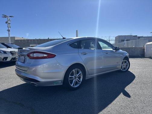 2015 Ford Fusion Energi Titanium