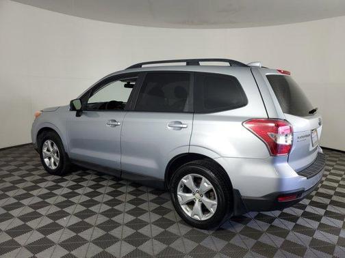 2016 Subaru Forester 2.5i