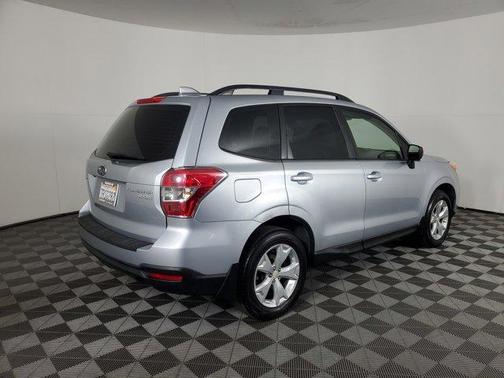 2016 Subaru Forester 2.5i
