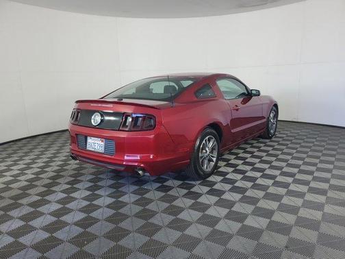 2014 Ford Mustang V6 Premium