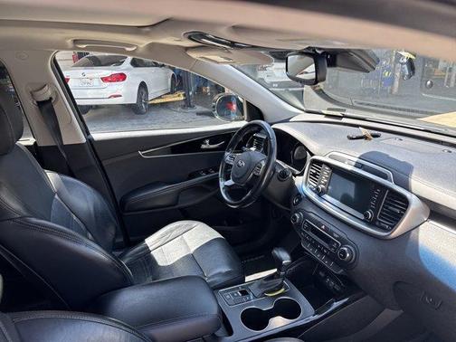 Titanium Silver 2019 Kia Sorento EX V6