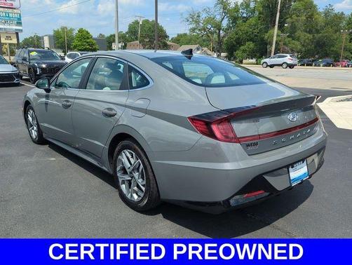 2022 Hyundai SONATA SEL
