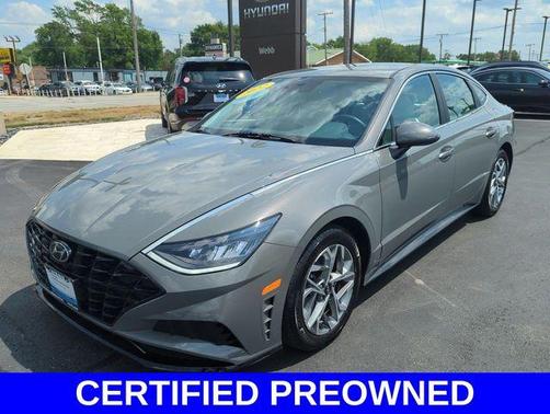 2022 Hyundai SONATA SEL