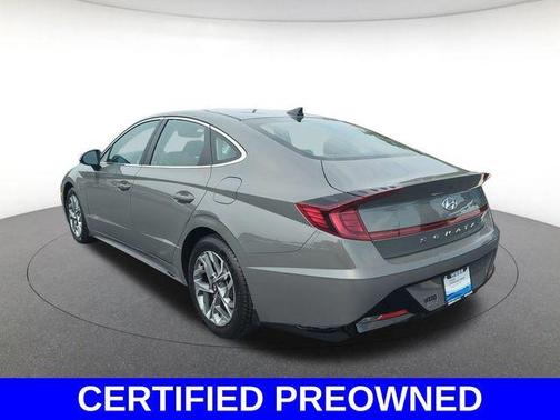 2022 Hyundai SONATA SEL