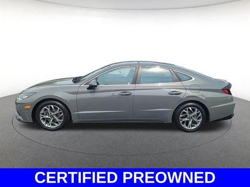 2022 Hyundai SONATA SEL