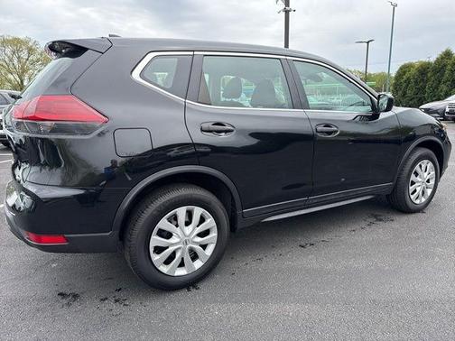 2020 Nissan Rogue S