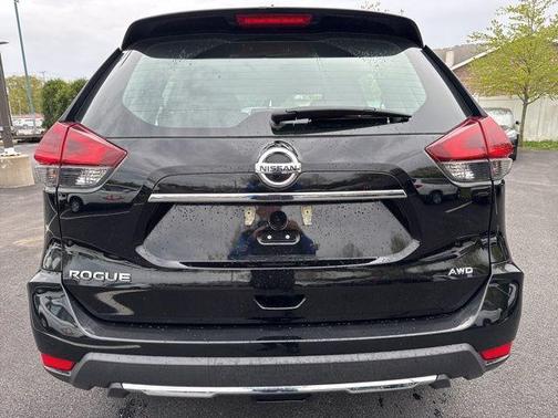 2020 Nissan Rogue S