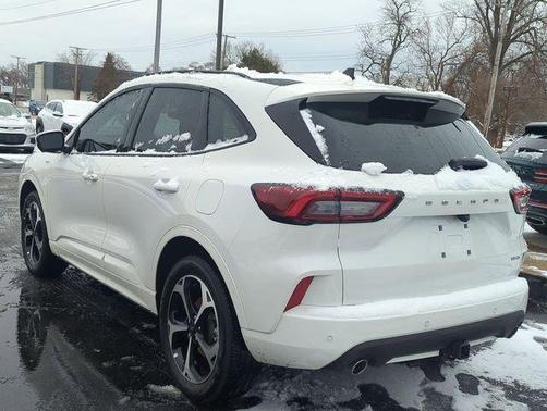 2023 Ford Escape ST-Line Select