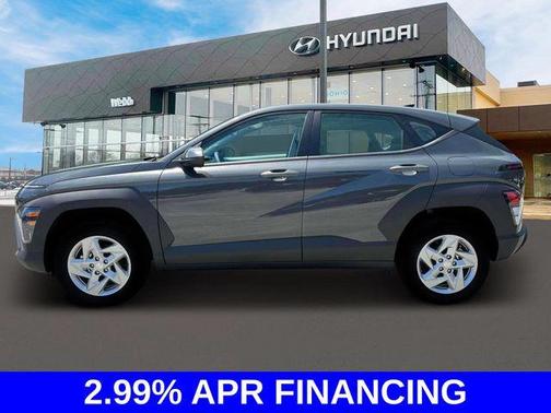 2025 Hyundai KONA SE