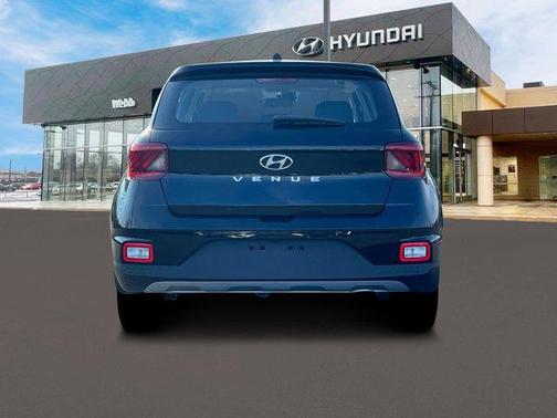 2025 Hyundai VENUE SE