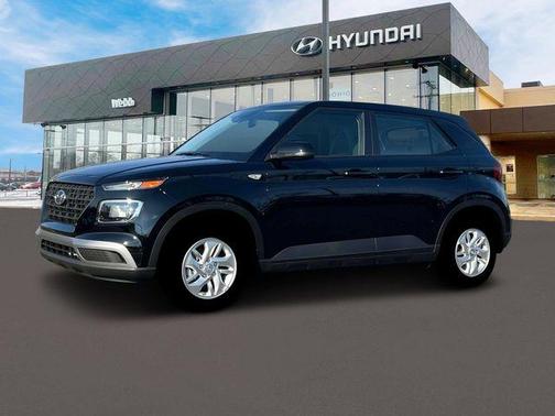 2025 Hyundai VENUE SE