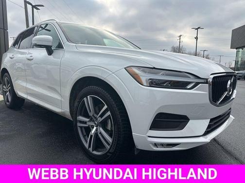 2021 Volvo XC60 T5 Momentum