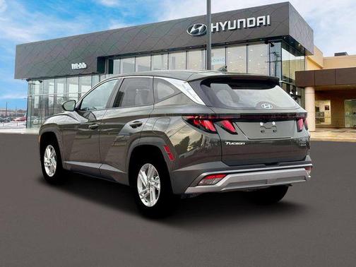 Green 2026 Hyundai TUCSON SE