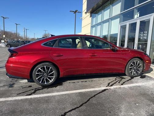 2023 Hyundai SONATA Limited