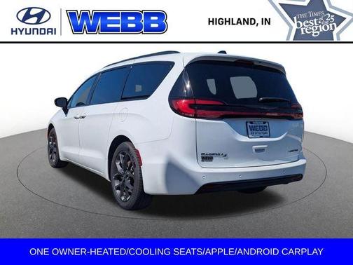 Bright White Clearcoat 2025 Chrysler Pacifica Limited