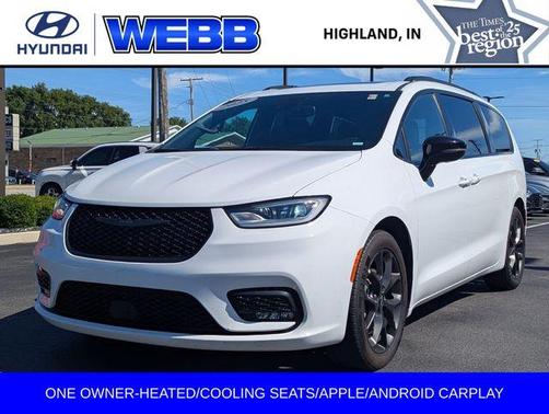 Bright White Clearcoat 2025 Chrysler Pacifica Limited
