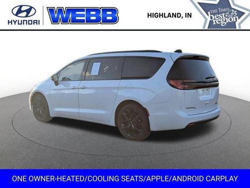 Bright White Clearcoat 2025 Chrysler Pacifica Limited