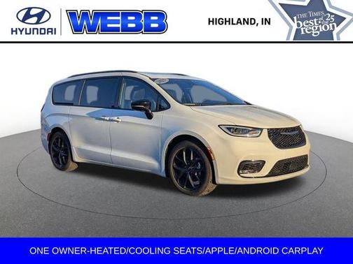 Bright White Clearcoat 2025 Chrysler Pacifica Limited