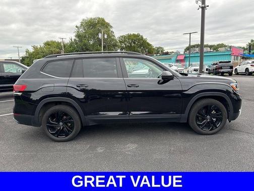 2023 Volkswagen Atlas 3.6L SE w/Technology