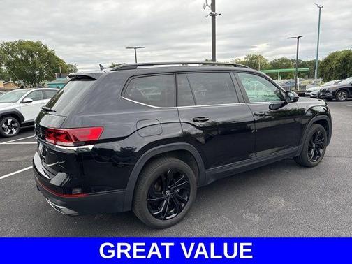 2023 Volkswagen Atlas 3.6L SE w/Technology