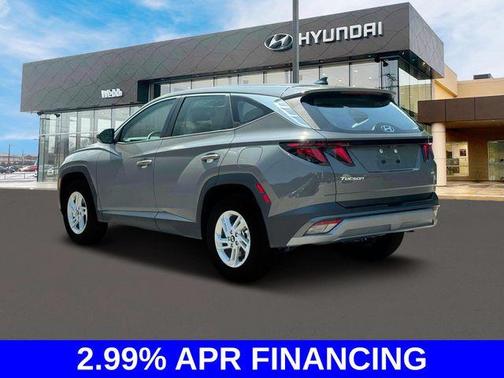2025 Hyundai TUCSON SE