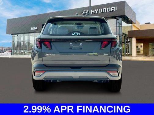 2025 Hyundai TUCSON SE