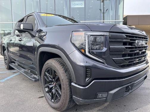 2022 GMC Sierra 1500 Elevation