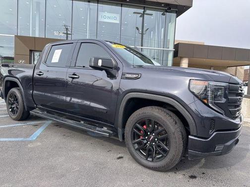 2022 GMC Sierra 1500 Elevation