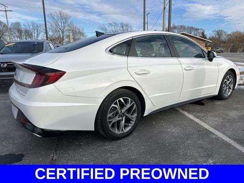 2023 Hyundai SONATA SEL