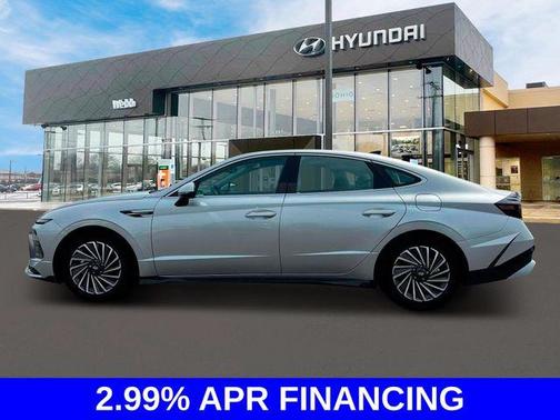 2025 Hyundai SONATA Hybrid SEL