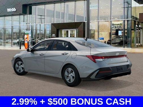 2025 Hyundai ELANTRA SE