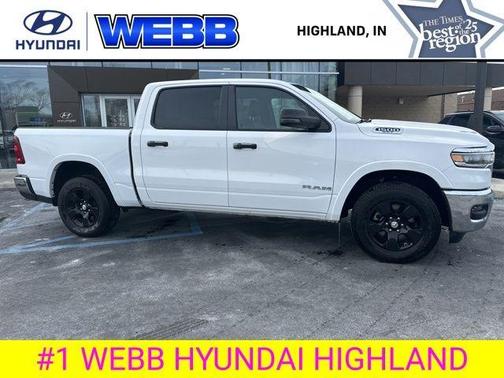 Bright White Clearcoat 2025 RAM 1500 Big Horn/Lone Star