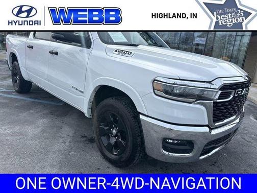 Bright White Clearcoat 2025 RAM 1500 Big Horn/Lone Star