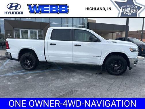 Bright White Clearcoat 2025 RAM 1500 Big Horn/Lone Star