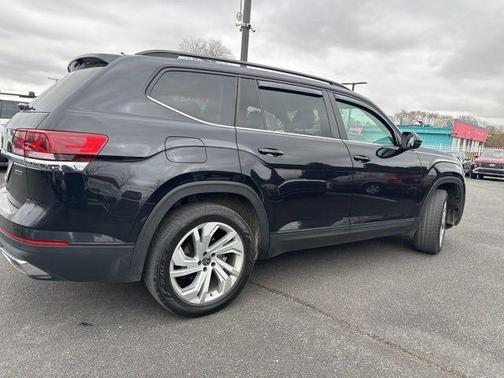 2022 Volkswagen Atlas 3.6L SE w/Technology