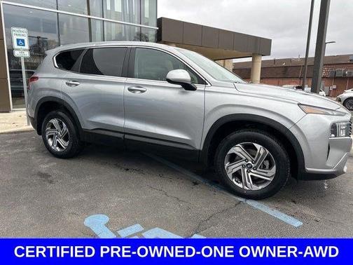 Shimmering Silver Pearl 2023 Hyundai SANTA FE SE