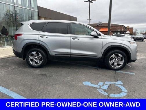 Shimmering Silver Pearl 2023 Hyundai SANTA FE SE