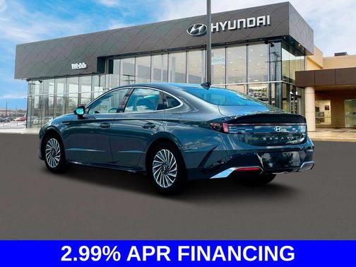 2025 Hyundai SONATA Hybrid SEL