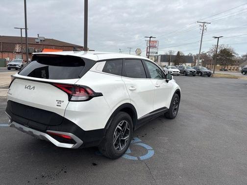 2023 Kia Sportage LX