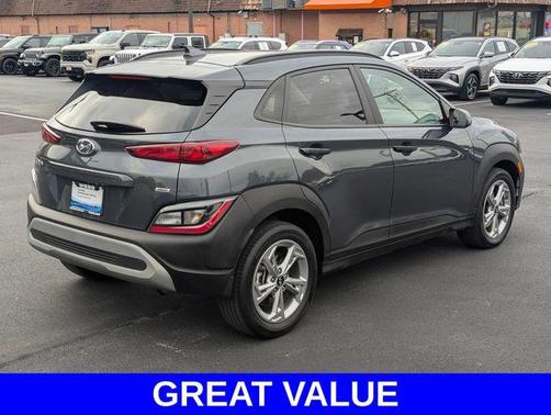 2022 Hyundai KONA SEL